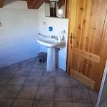 Daire Le Vieux Creton, *